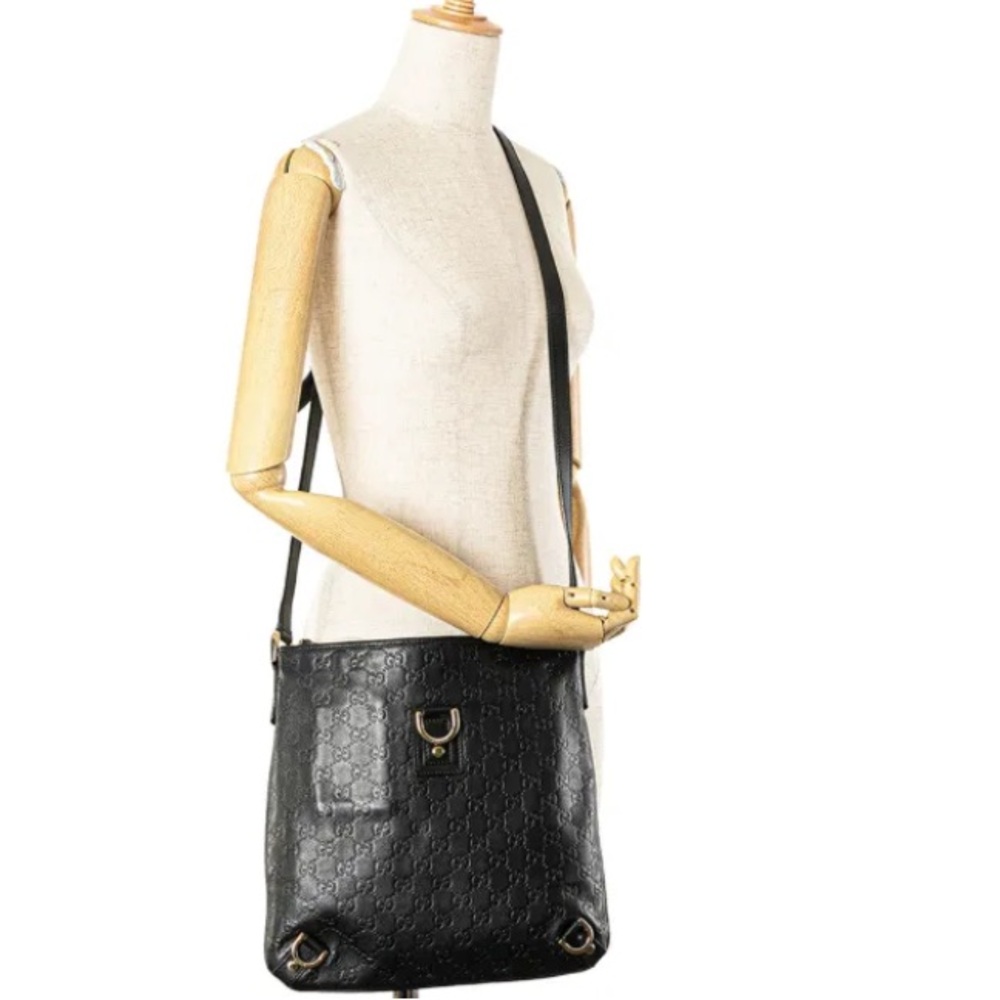 Gucci Black Leather Guccissima Abbey D Ring crossbody bag
